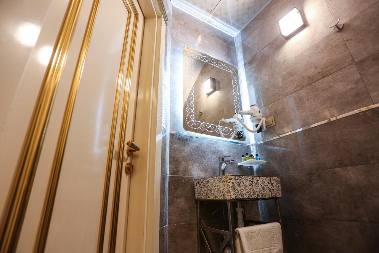Whitemoon Hotel Suites Taksim Истанбул Екстериор снимка