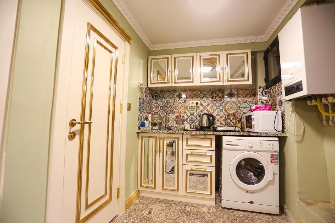 Whitemoon Hotel Suites Taksim Истанбул Екстериор снимка