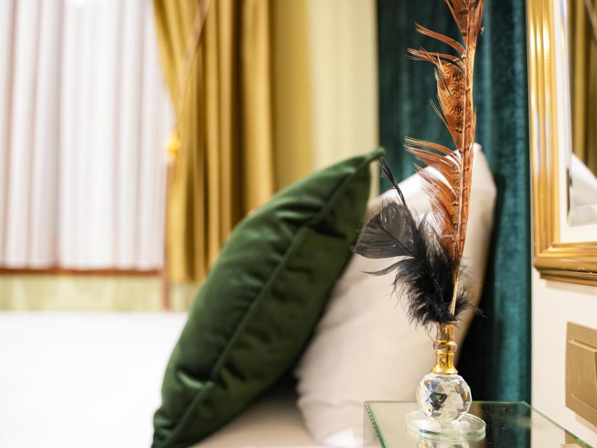 Whitemoon Hotel Suites Taksim Истанбул Екстериор снимка